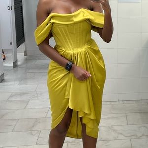 Yellow satin corset dress 👗